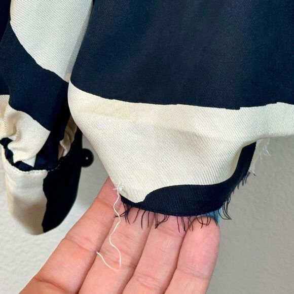 Kate Spade Catarina Zebra Print 100% Silk Ruffle Collar Tie Blouse Women's M - Picture 5 of 12